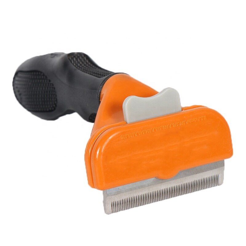 Perie FURminator M pentu caini si pisici cu parul lung si scurt, cu buton de eliminare a parului