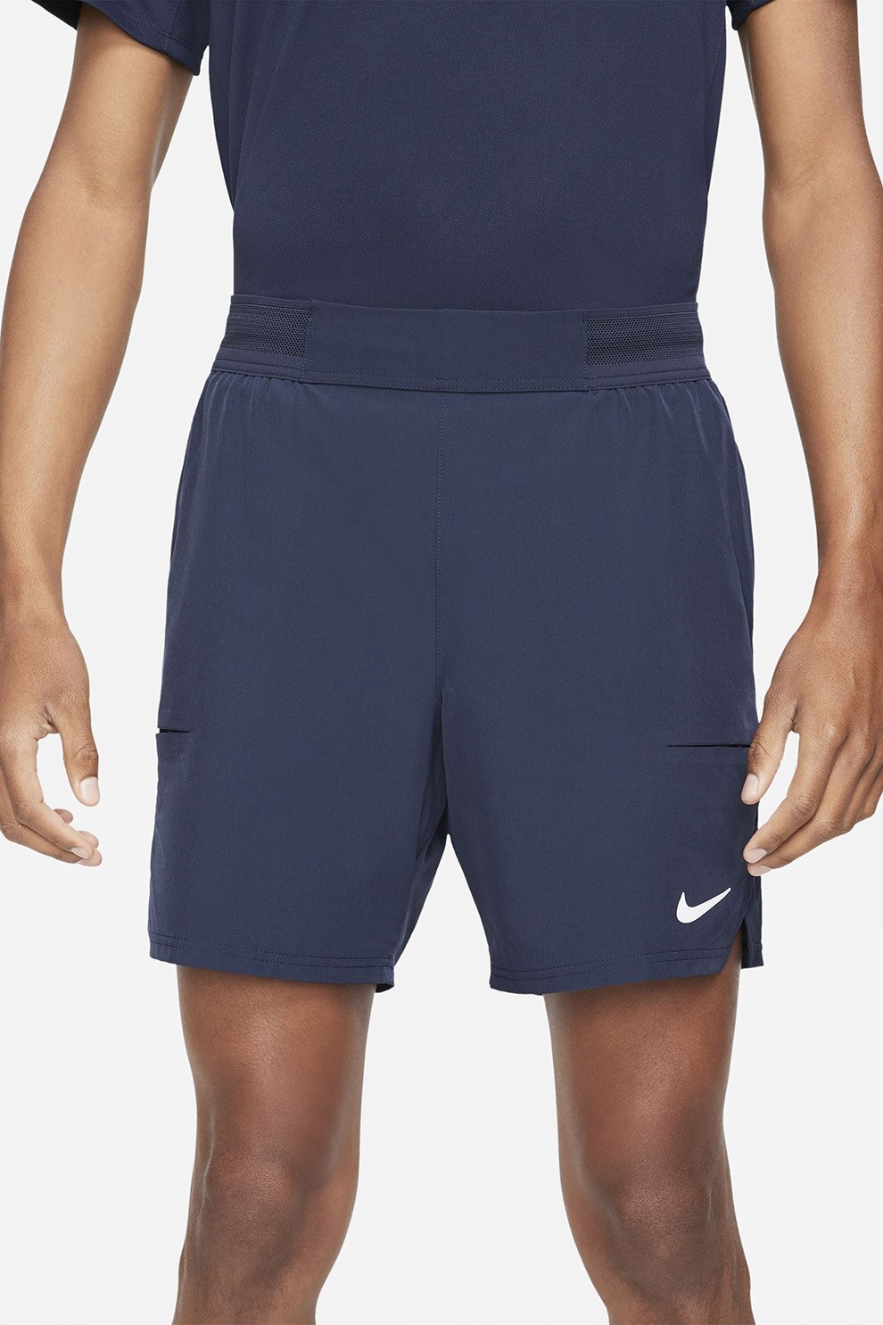 Nike, Pantaloni scurti cu tehnologie Dri-Fit, pentru tenis Advantage, Bleumarin/Alb