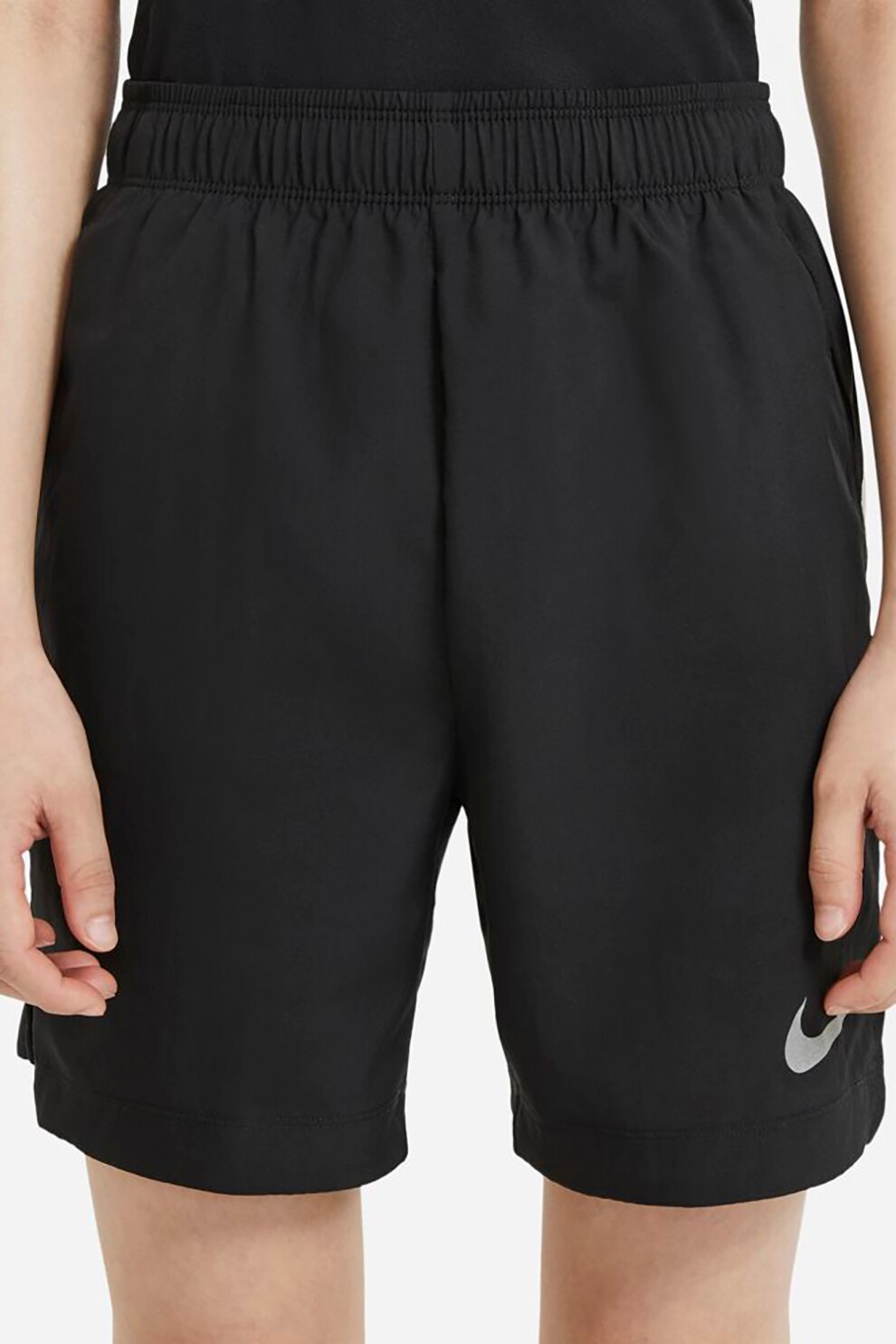 Nike, Pantaloni scurti cu tehnologie Dri-Fit si logo reflectorizant pentru antrenament, Negru
