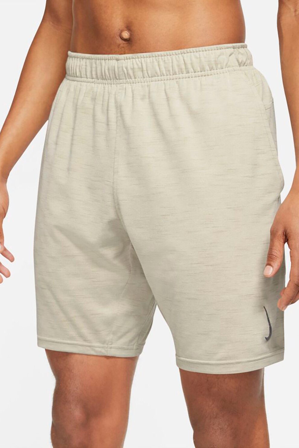 Nike, Pantaloni scurti cu banda ajustabila in talie pentru yoga Dri-Fit, Gri deschis