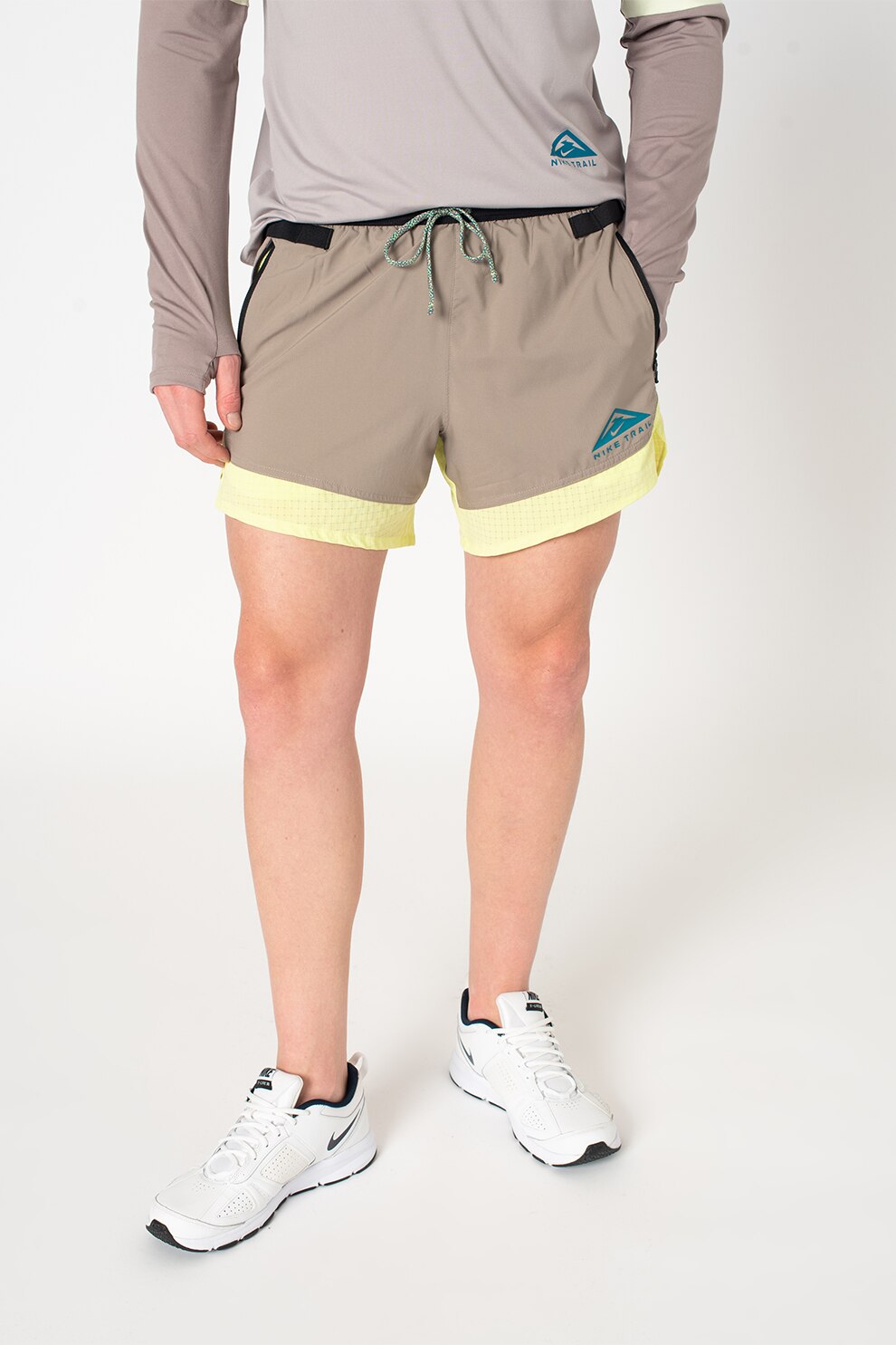 Nike, Pantaloni scurti pentru alergare Flex Stride Trail, Grej/Verde neon