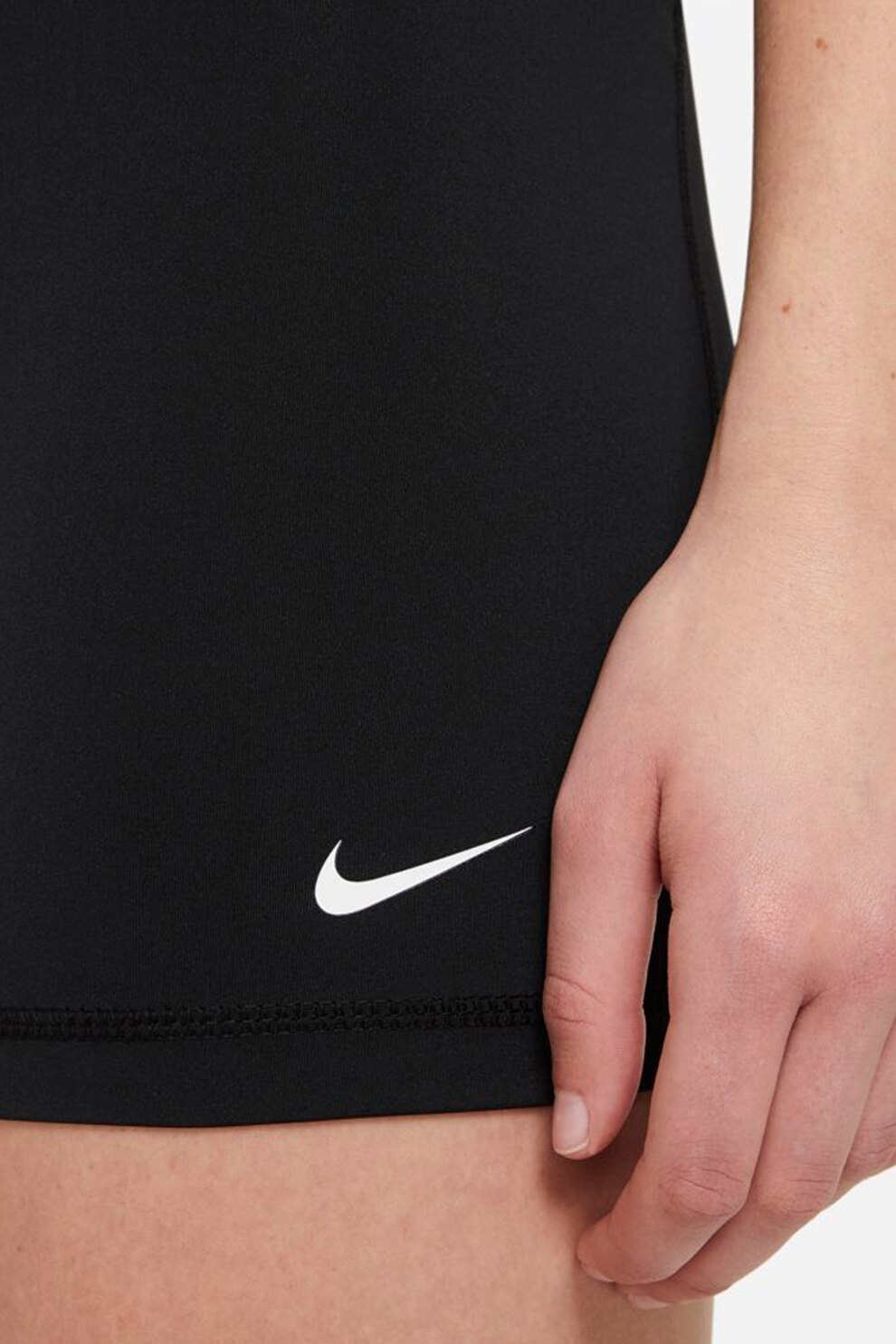 Nike Pro 365 középmagas derekú, rövidített szabású, hálós paneles