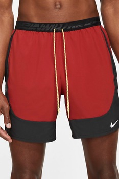 nike pantaloni scurti cu logo reflectorizant pentru alergare flex stride rosu inchisnegru imagen 72_2_
0