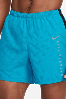 Nike, Pantaloni scurti cu detalii reflectorizante si tehnologie Dri-FIT pentru alergare Run Division, Albastru / Argintiu
