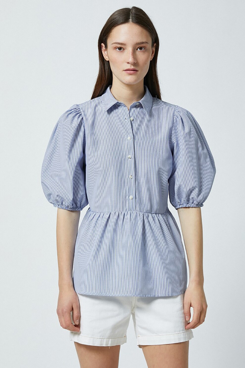 KOTON, Bluza in dungi cu maneci bufante si terminatie peplum, Bleumarin/Alb