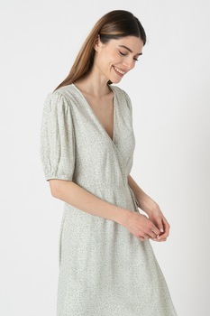 Vero Moda, Rochie mini petrecuta Henna, Verde pal/Alb Vero Moda, Rochie mini petrecuta Henna, Verde pal/Alb