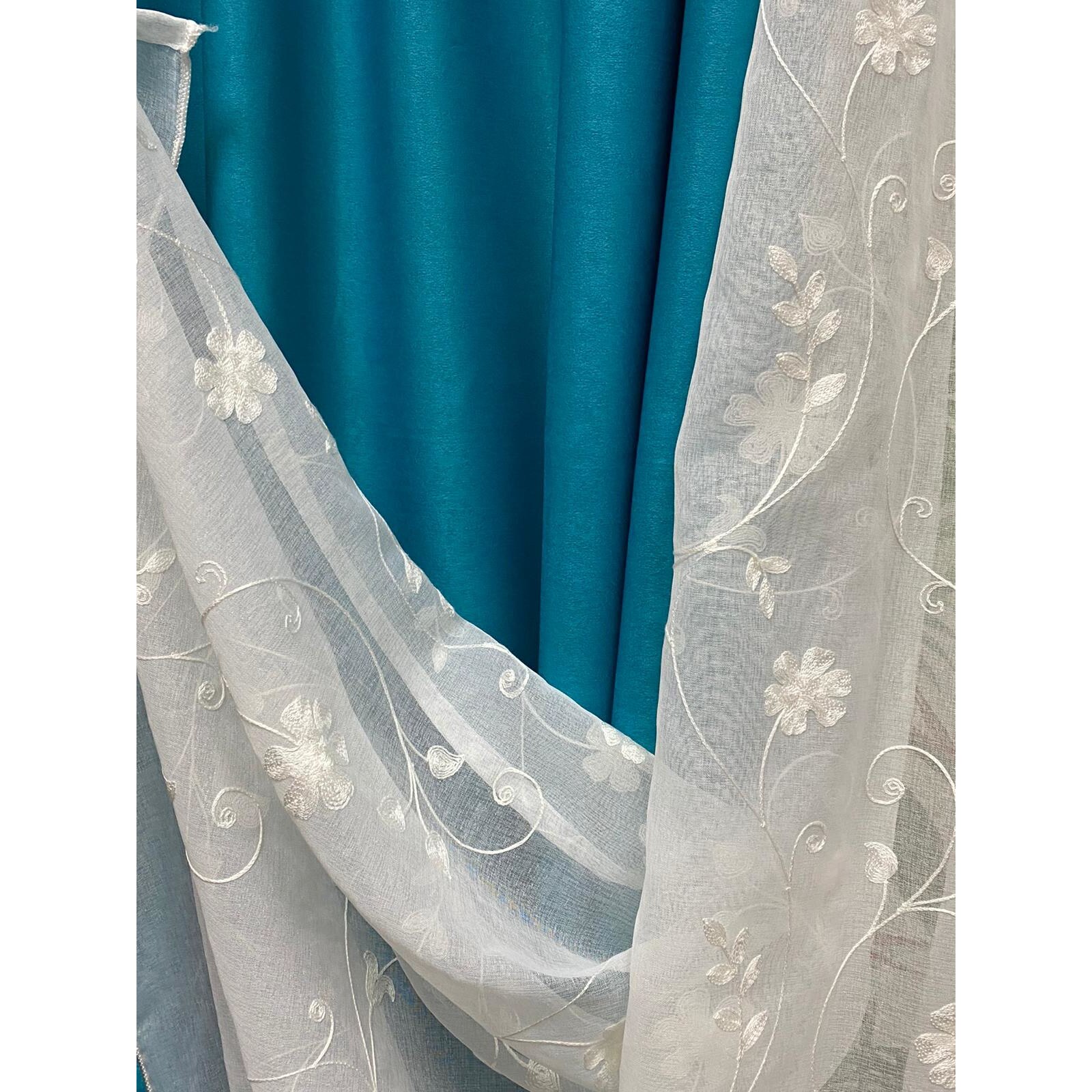 Set INNA doua draperii 140X245cm si perdea 300X245cm by Liz Line-SDP54