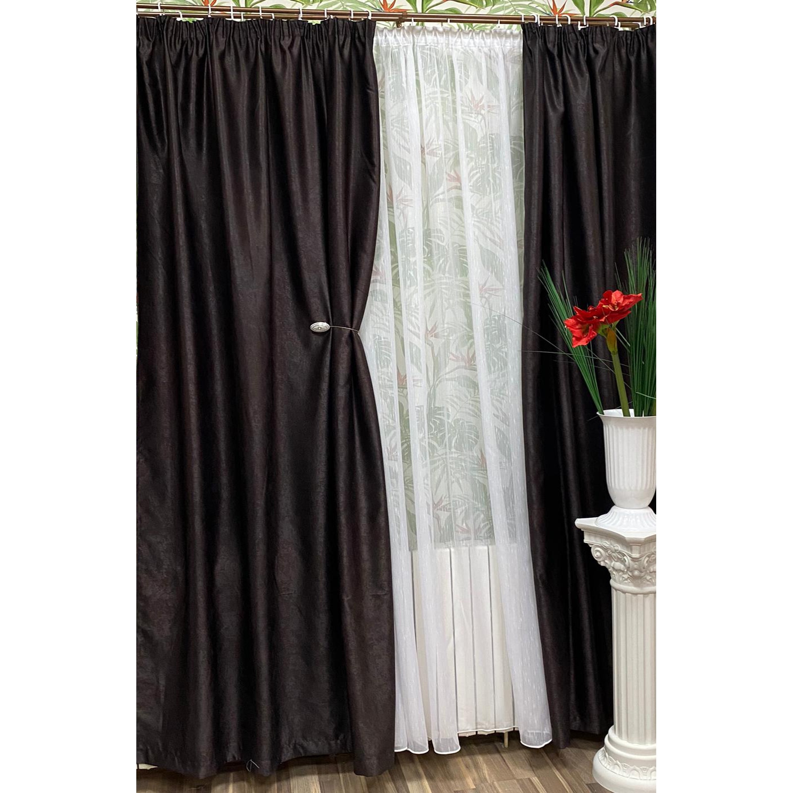 Set doua draperii 140X245cm si perdea 300X245cm by Liz Line-SDP59