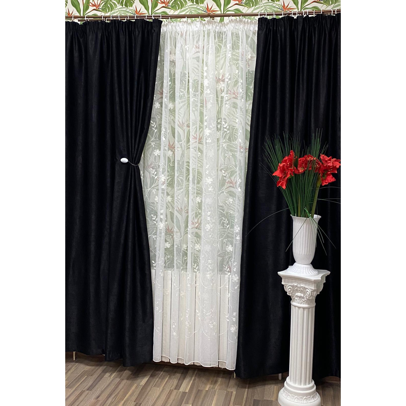 Set INNA doua draperii 140X245cm si perdea 300X245cm by Liz Line-SDP76