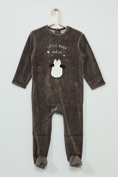 KIABI, Salopeta din amestec de bumbac organic cu botosei si detalii grafice, Gri inchis, 52-55 CM Standard KIABI, Salopeta din amestec de bumbac organic cu botosei si detalii grafice, Gri inchis, 52-55 CM Standard