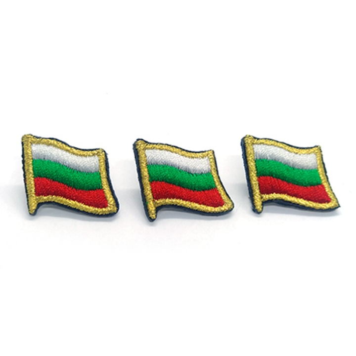Комплект от 3 значки, бродирани с бор, знаме на България, 2.8x2.5cm