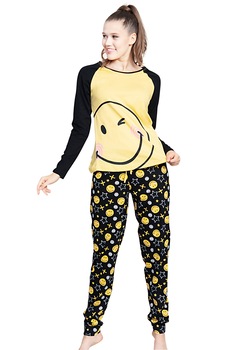 Pijama dama Vienetta, model Smile More, galben/negru Pijama dama Vienetta, model Smile More, galben/negru