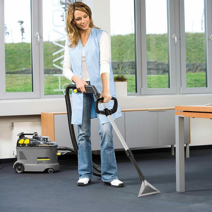 Aspirator cu spalare Profesional Karcher PRO Puzzi 400, 1200 W, 8/7 l, 236 mbar, cu duza de podea si duza de tapiterie, sistem injectie-extractie