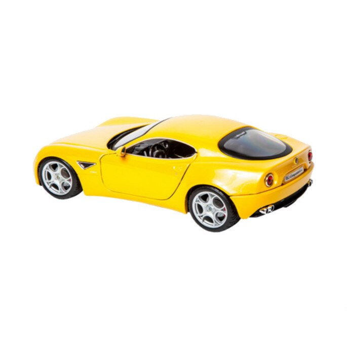 Macheta Alfa 8C Competizione - 1 18 Bburago