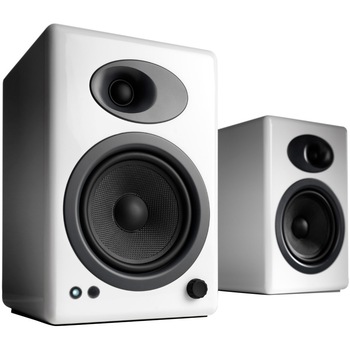 Boxe active Audioengine A5+, Alb Boxe active Audioengine A5+, Alb