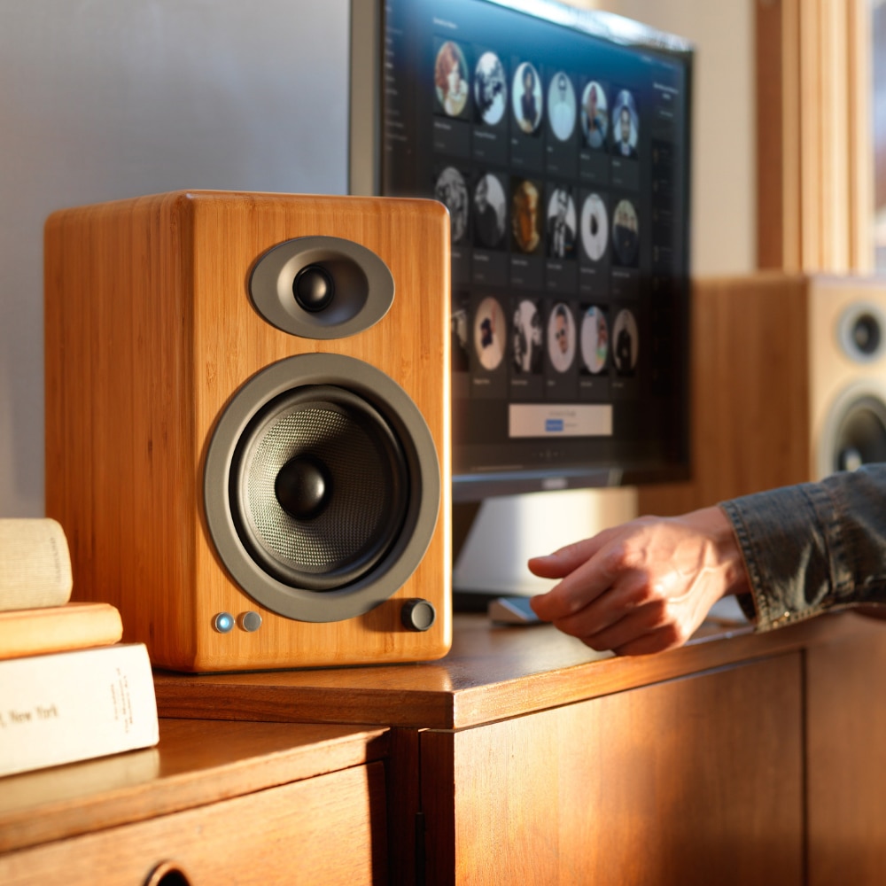 Boxe active Audioengine A5+, Wireless, Bambus
