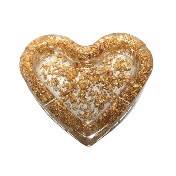 Scrumiera Gentelo din rasina epoxidica transpareta Love cu insertii, 12 cm X 10 cm Scrumiera Gentelo din rasina epoxidica transpareta Love cu insertii, 12 cm X 10 cm