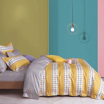 Lenjerie de pat Rosa Cotton 02 , 4 piese, pat dublu, 65% bumbac 35% poliester , tip inchidere nasturi, culoare gri deschis , model dungi galbene Lenjerie de pat Rosa Cotton 02 , 4 piese, pat dublu, 65% bumbac 35% poliester , tip inchidere nasturi, culoare gri deschis , model dungi galbene