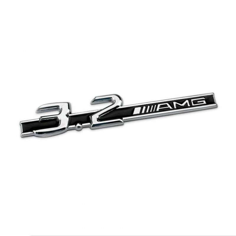 Emblema 3.2 AMG, pentru aripa Mercedes