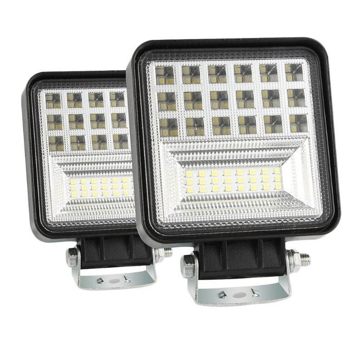 Set 2 proiectoare led Off Road 126W Suv, ATV, Tractor, Jeep unghi lumina Combo 60° si 30°