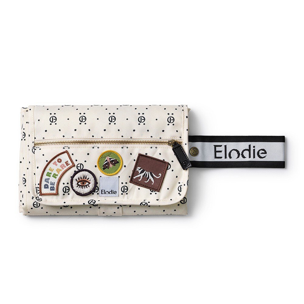 Geanta pentru schimbat scutece bebelusi Elodie Details Changing Pad Monogram