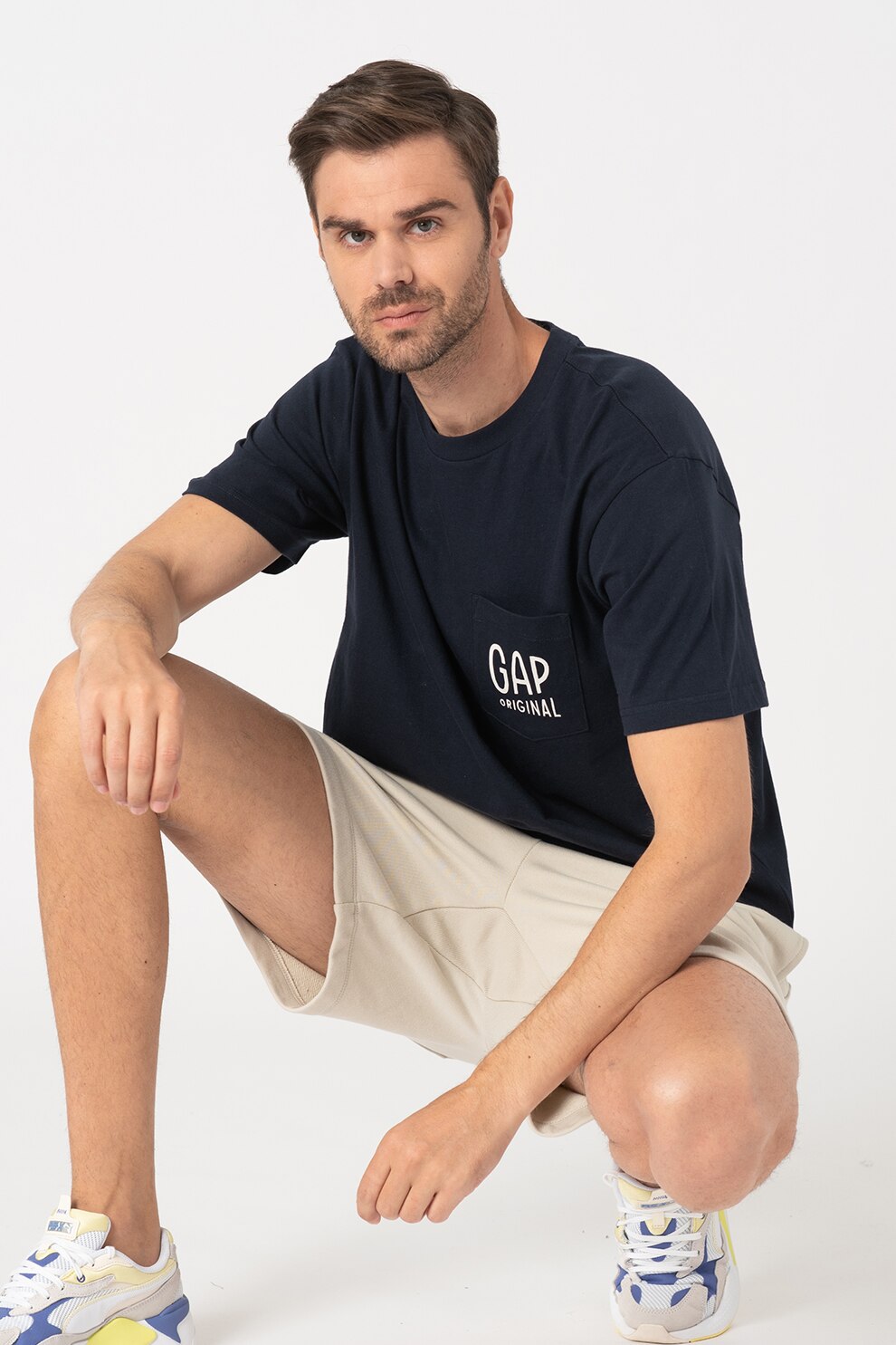GAP, Tricou cu decolteu la baza gatului si buzunar pe piept, Bleumarin