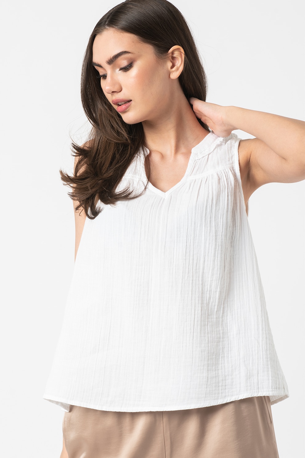 GAP, Top cu imprimeu si decolteu in V, Alb