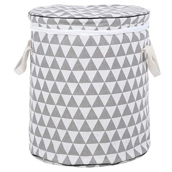 Covor de joaca LEGO si cos organizator jucarii transportabil, diametru 150 cm, triunghiuri, alb/gri Covor de joaca LEGO si cos organizator jucarii transportabil, diametru 150 cm, triunghiuri, alb/gri