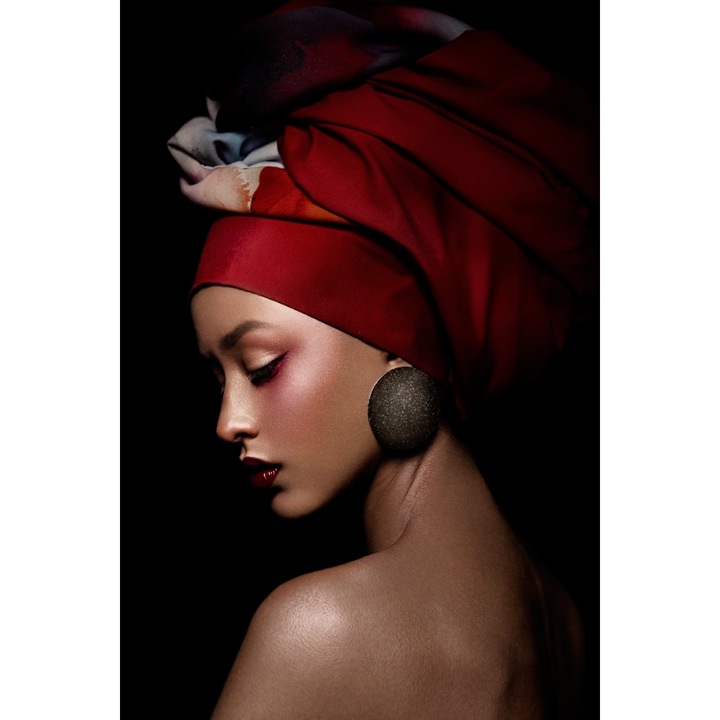 Blueback MAT "Portré 60" tapéta, Nő piros kendővel, 200 x 255 cm