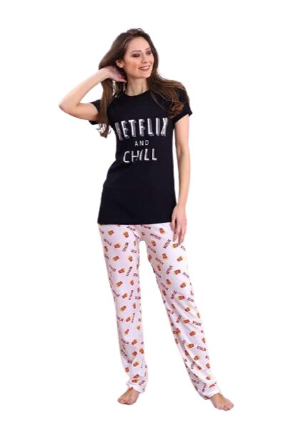 Pijama dama cu imprimeu Netfix