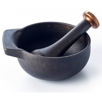 Mojar cu pistil Beka Nori, fonta, 11 cm, negru Mojar cu pistil Beka Nori, fonta, 11 cm, negru