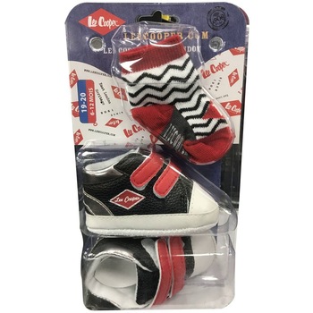 Set pantofi si sosete bebelusi Lee Cooper, Negru/Alb/Rosu Set pantofi si sosete bebelusi Lee Cooper, Negru/Alb/Rosu