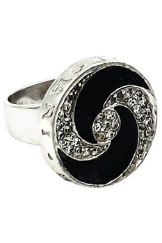 Inel Argint 925 Freya cu email negru si pietre de zirconiu marime 14 Inel Argint 925 Freya cu email negru si pietre de zirconiu marime 14