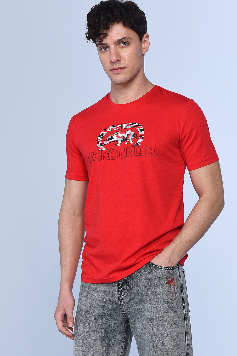 Ecko, Tricou regular fit cu decolteu la baza gatului Tucker, Rosu