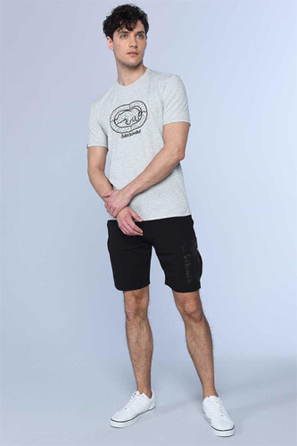 Ecko, Pantaloni scurti cu buzunar contrastant cu clapa Gand, Negru