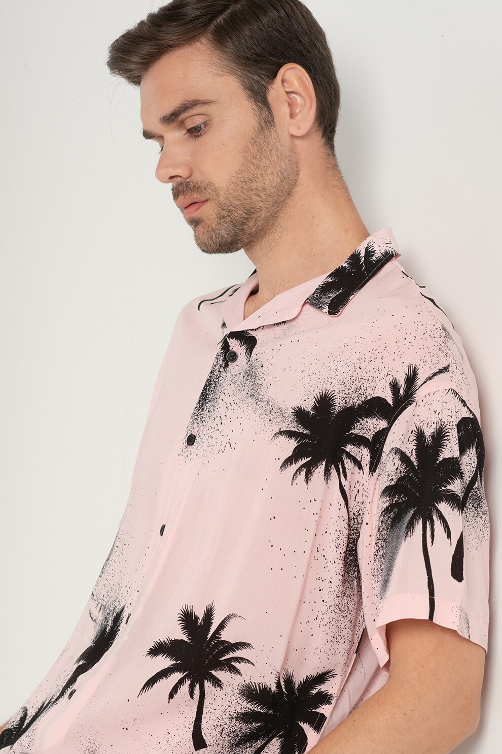 Jack&Jones, Camasa cu maneci scurte si imprimeu tropical Coco, Roz/Negru, S