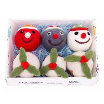 Set jucarii pentru pisici, Craciun Set jucarii pentru pisici, Craciun