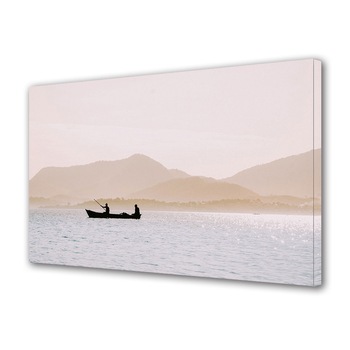 Tablou Canvas Premium ArtDeco, Barca si dealuri estompate, Panza pe cadru de lemn, Decoratiuni Moderne pentru Casa, 80 x 120 cm Tablou Canvas Premium ArtDeco, Barca si dealuri estompate, Panza pe cadru de lemn, Decoratiuni Moderne pentru Casa, 80 x 120 cm