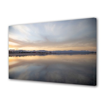 Tablou Canvas Premium ArtDeco, Sat reflectat in apa, Panza pe cadru de lemn, Decoratiuni Moderne pentru Casa, 30 x 45 cm Tablou Canvas Premium ArtDeco, Sat reflectat in apa, Panza pe cadru de lemn, Decoratiuni Moderne pentru Casa, 30 x 45 cm