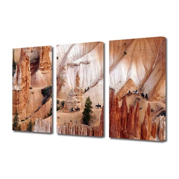 Set Tablouri Multicanvas 3 piese ArtDeco, Calarind pe stanci, Panza pe cadru de lemn, Decoratiuni Moderne pentru Casa, 3 x 20 x 30 cm Set Tablouri Multicanvas 3 piese ArtDeco, Calarind pe stanci, Panza pe cadru de lemn, Decoratiuni Moderne pentru Casa, 3 x 20 x 30 cm