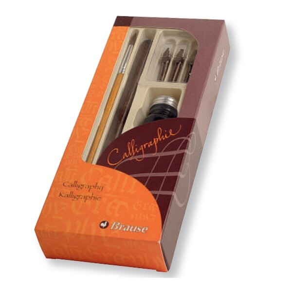 Set de caligrafie pentru scriere in limba latina
