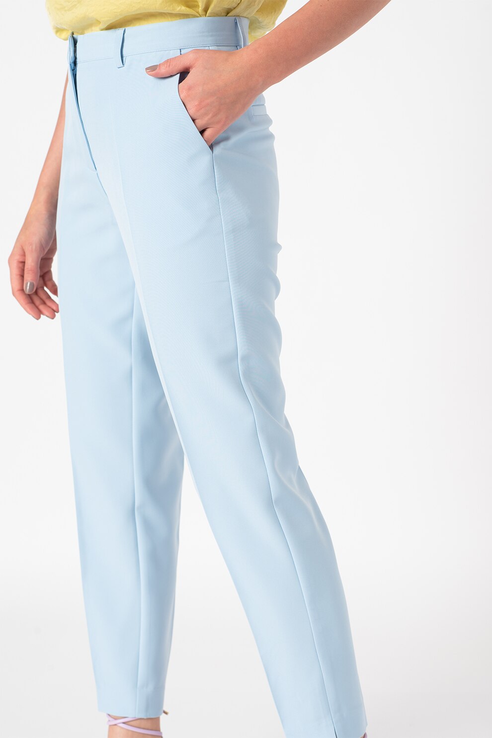 ICHI, Pantaloni conici cu pensa Lexi, Albastru pastel
