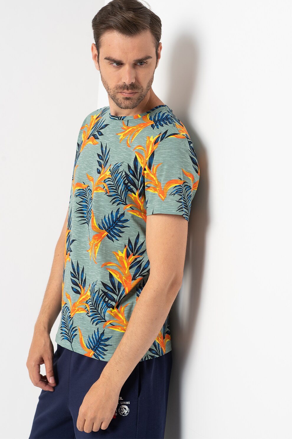 BLEND, Tricou de bumbac organic cu model tropical, Albastru petrol, rosu, galben