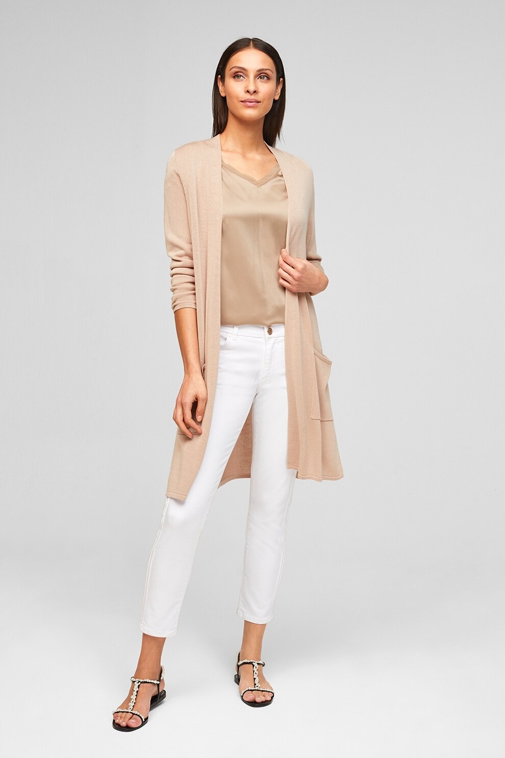 s.Oliver, Tricou de satin cu decolteu in V, Maro camel, M