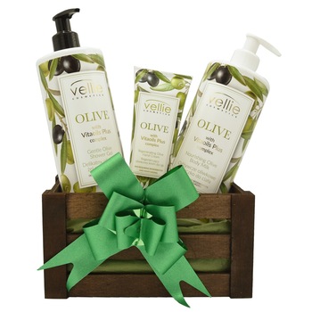 Set cadou cutie lemn, produse cosmetice cu ulei de masline, gel de dus 400 ml, lapte de corp 400 ml, crema de maini regeneratoare 75 ml Set cadou cutie lemn, produse cosmetice cu ulei de masline, gel de dus 400 ml, lapte de corp 400 ml, crema de maini regeneratoare 75 ml