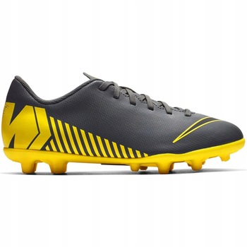 Pantofi de fotbal, Nike, BM53239, Negru, EU 38,5 Pantofi de fotbal, Nike, BM53239, Negru, EU 38,5