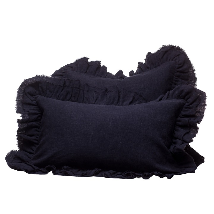 Husa perna in prespalat, navy, cu volane nefinisate 40X40cm