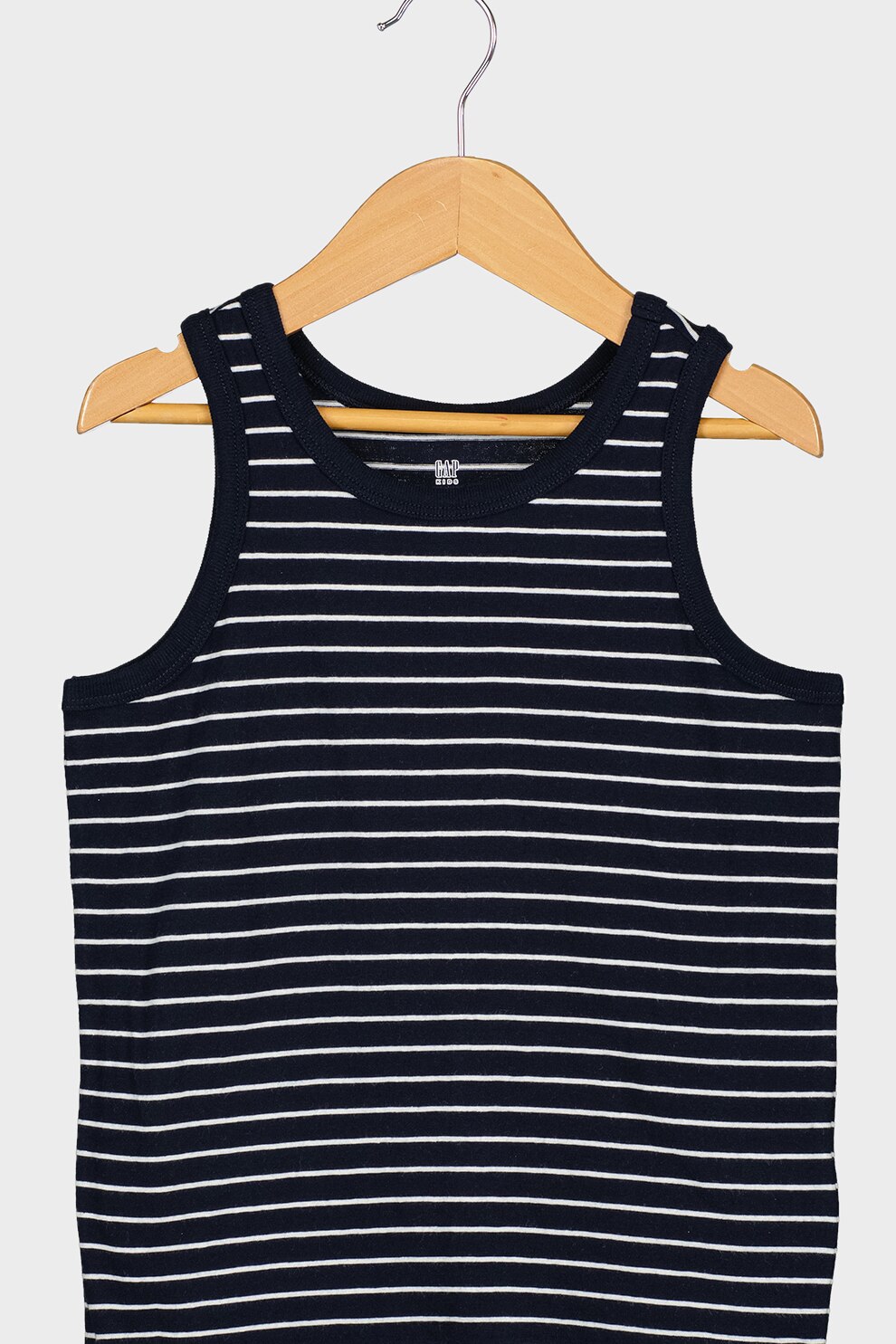 GAP, Top cu decolteu rotund si dungi, bleumarin inchis, alb