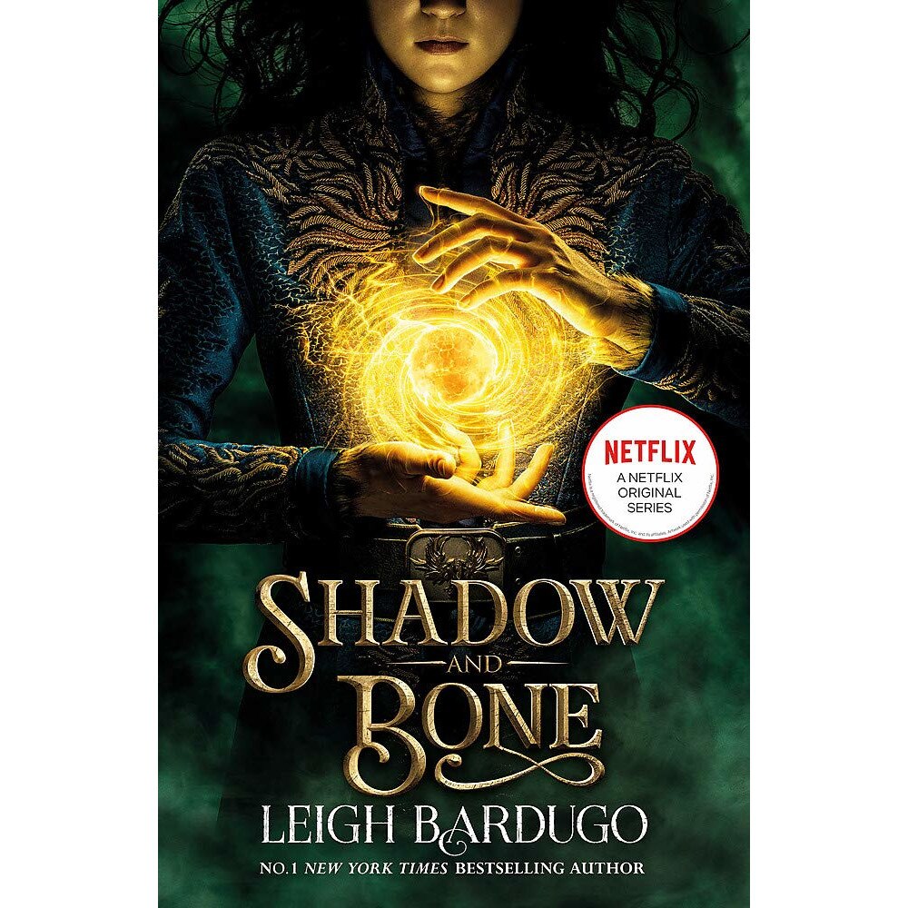 Shadow and Bone - Leigh Bardugo, editia 2021