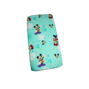 Cearceaf Minnie si Mickey, turcoaz cu stelute, 120 x 60 cm Cearceaf Minnie si Mickey, turcoaz cu stelute, 120 x 60 cm